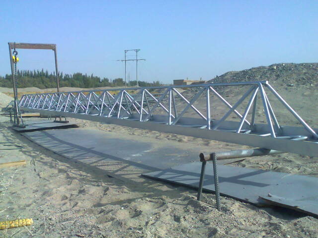 岳塘专业承揽大中小型喷涂翻新施工业务！